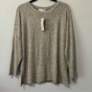 Gaze Gray Fuzzy Super Soft Crewneck Long Sleeve Sweater NWT Sz. M